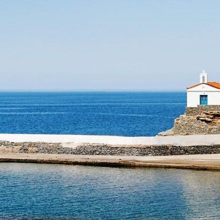 Stylish, Cozy 2-Bdr Flat In Andros Town By Explore Andros Esterno foto